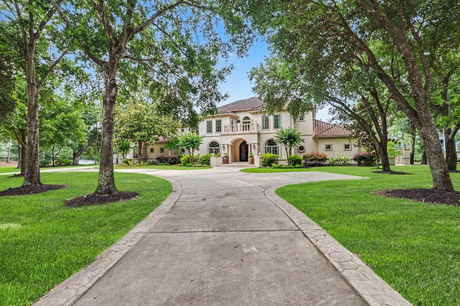 Property photo for 11911 Waterford Estates Court, Tomball, TX