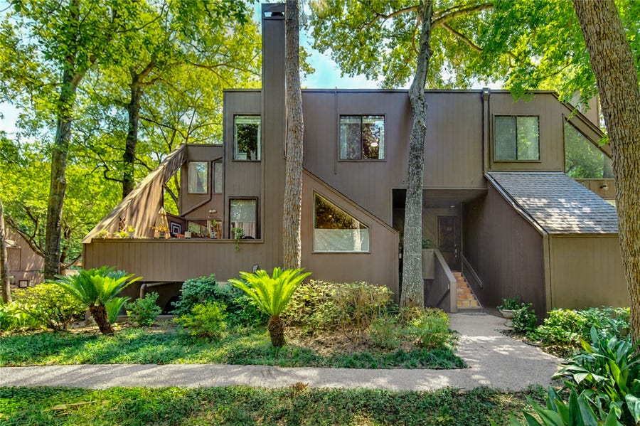 Property photo for 239 Litchfield Lane, Houston, TX