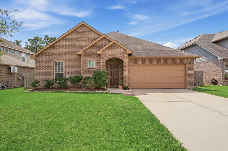 Property photo for 619 Yoke Drive, Crosby, TX