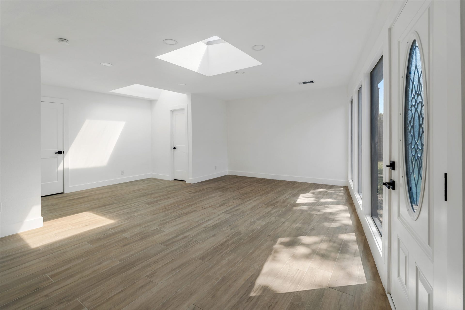 6203 Cheena Drive, Houston, TX 77096 6203 Cheena Drive, Houston, TX 77096