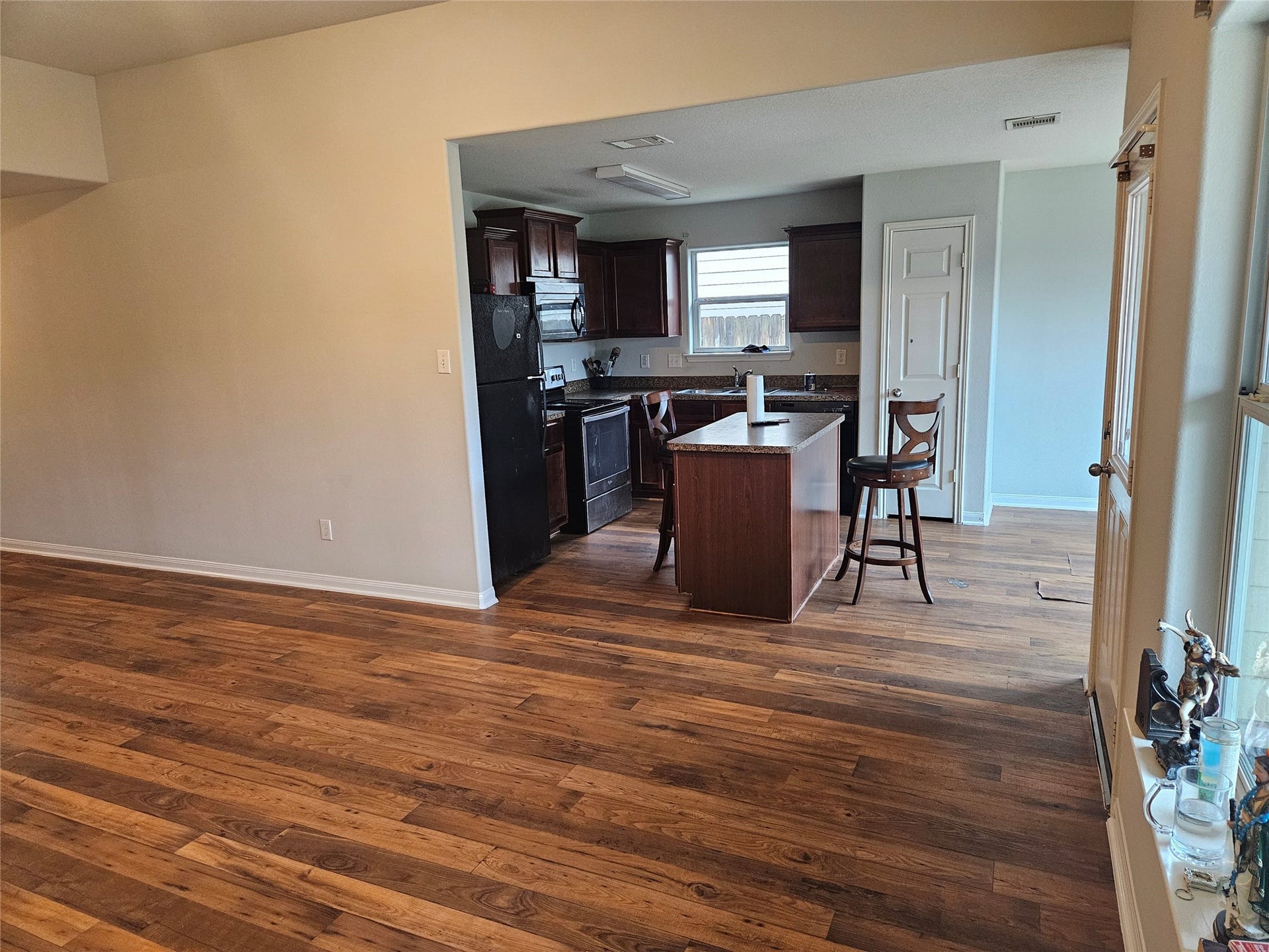 5614 Straight Way, Houston, TX 77339 5614 Straight Way, Houston, TX 77339