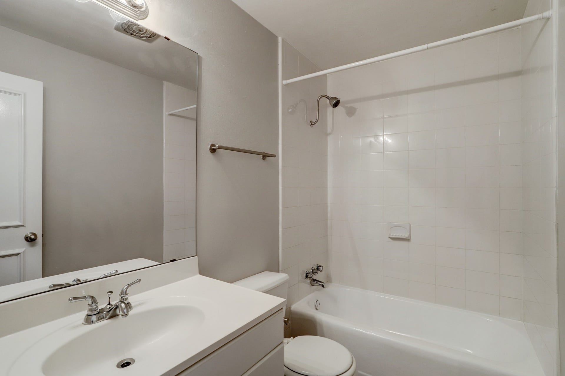 3414 Garrott Street, #7, Houston, TX 77006 3414 Garrott Street, #7, Houston, TX 77006
