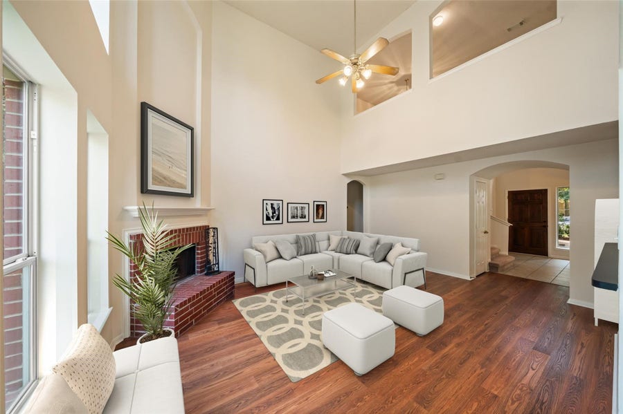 Property photo for 10 Orchid Grove Place, The Woodlands, TX