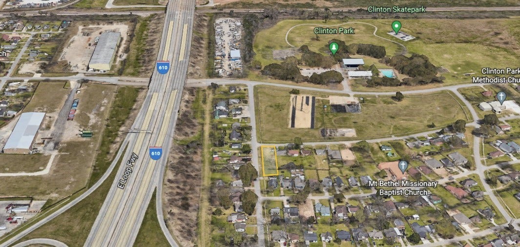 1018 Calloway, Houston, TX 77029 1018 Calloway, Houston, TX 77029