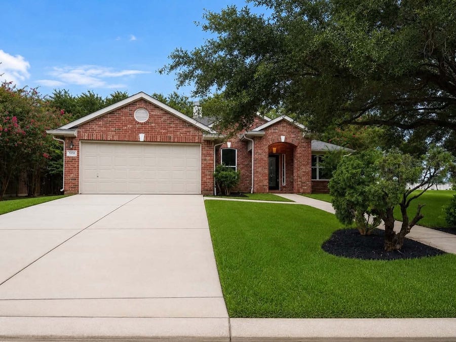 Property photo for 5535 Gable Meadows Drive, Sugar Land, TX