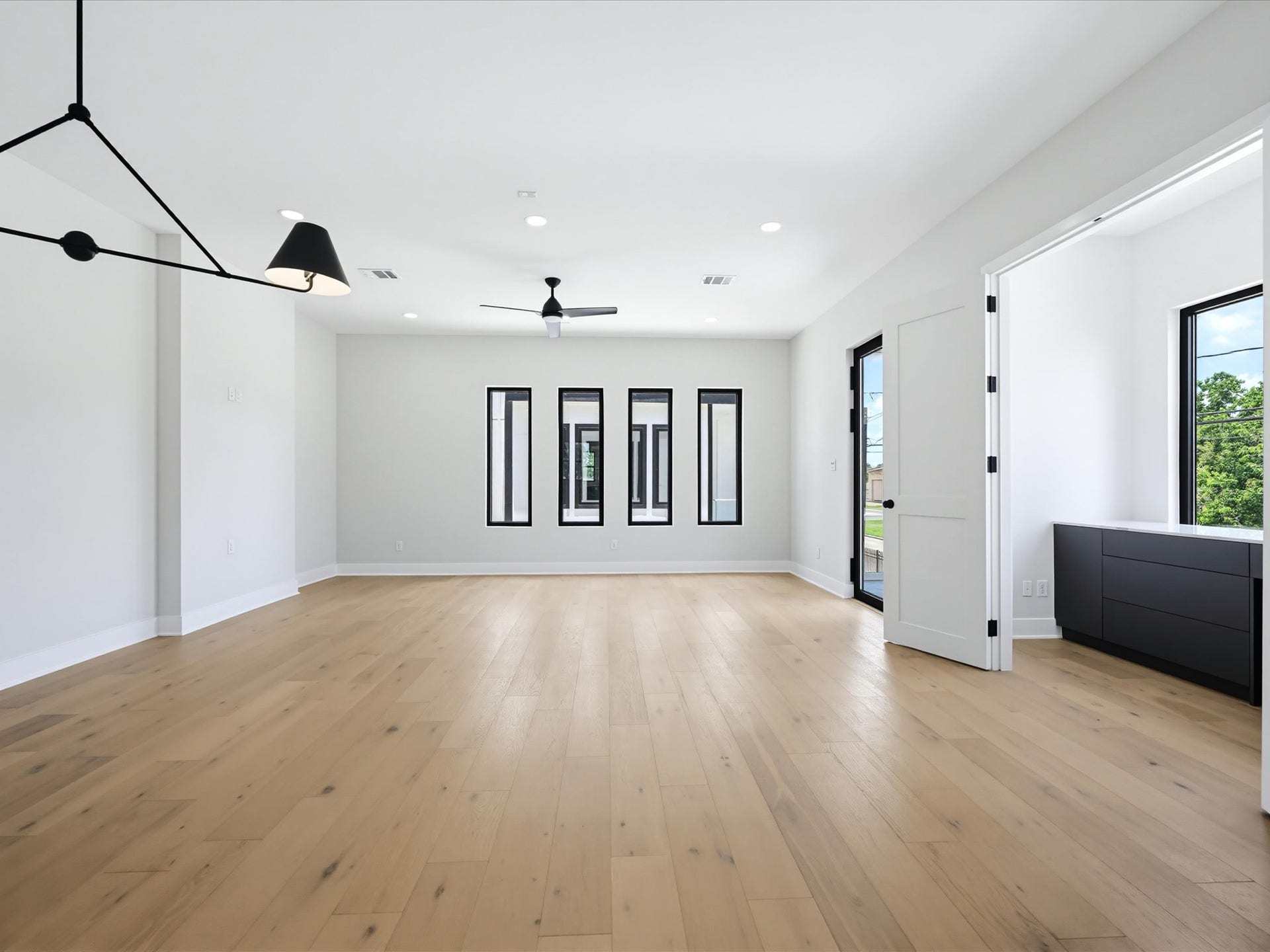 2229 Blalock Road, Houston, TX 77080 2229 Blalock Road, Houston, TX 77080