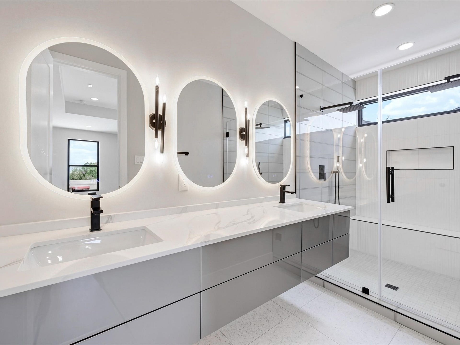 2229 Blalock Road, Houston, TX 77080 2229 Blalock Road, Houston, TX 77080