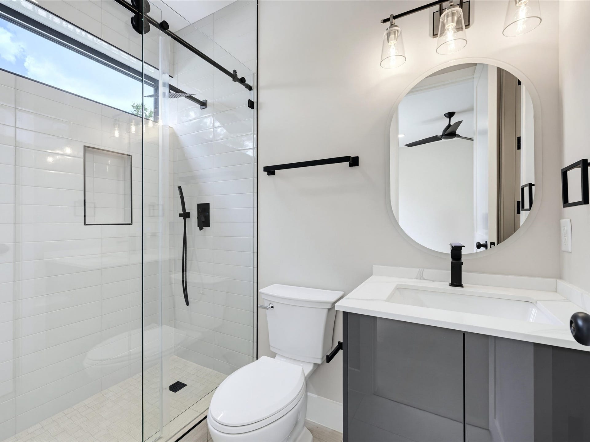 2229 Blalock Road, Houston, TX 77080 2229 Blalock Road, Houston, TX 77080