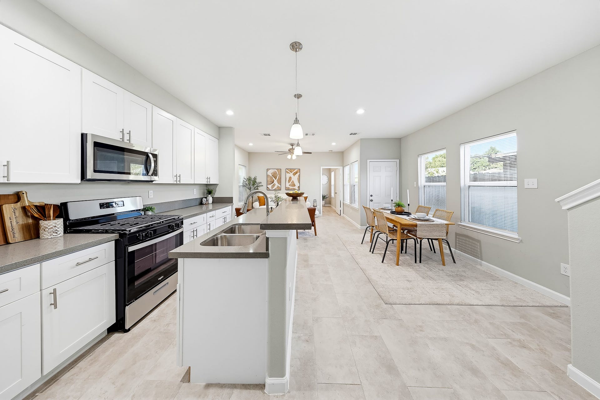 313 De Haven Street, Houston, TX 77029 From morning coffee to dinner prep, this kitchen keeps everyday living connected.