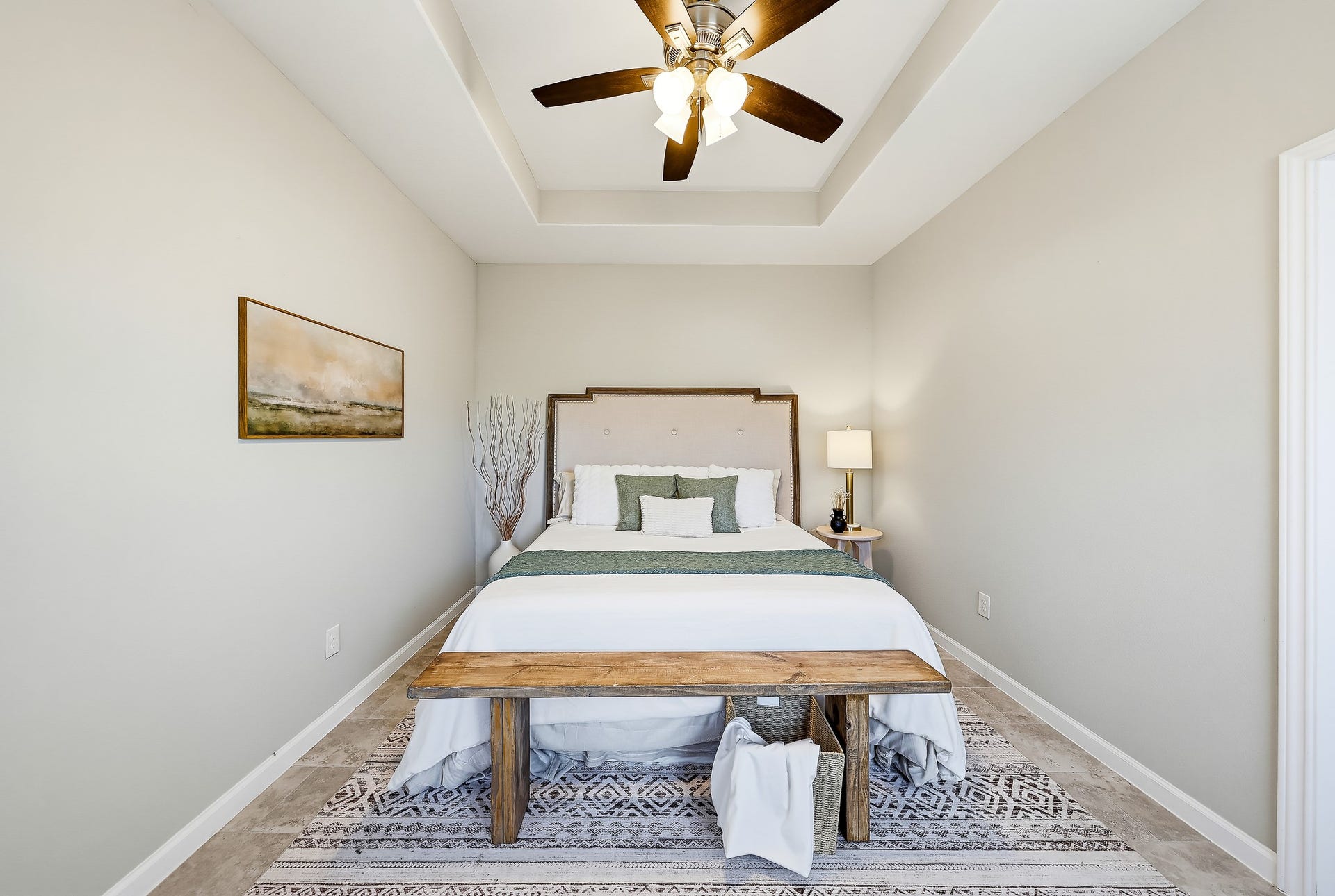 313 De Haven Street, Houston, TX 77029 Leave the upstairs activities behind and unwind in your own main-floor sanctuary.