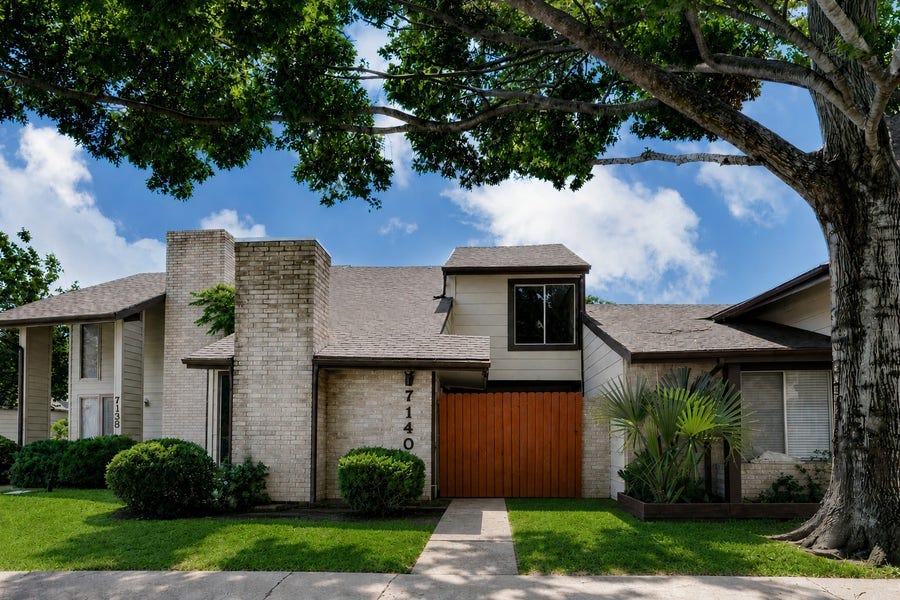 Property photo for 7140 S Dairy Ashford Rd, Houston, TX