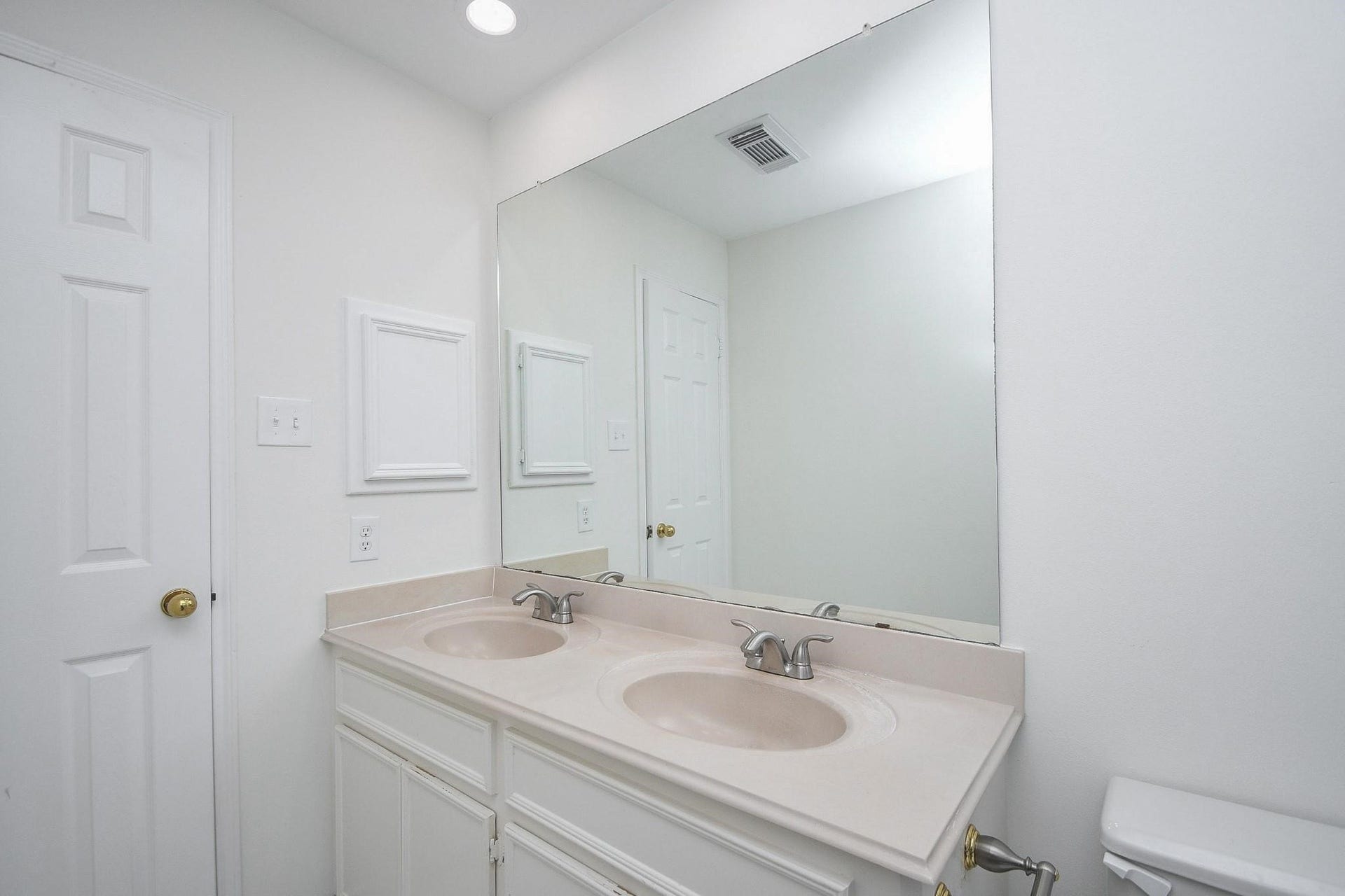 16907 Colony Terrace Drive, Sugar Land, TX 77479 16907 Colony Terrace Drive, Sugar Land, TX 77479