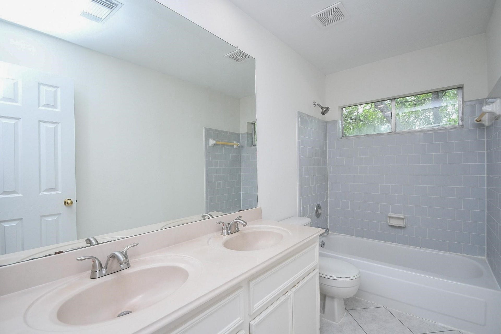 16907 Colony Terrace Drive, Sugar Land, TX 77479 16907 Colony Terrace Drive, Sugar Land, TX 77479