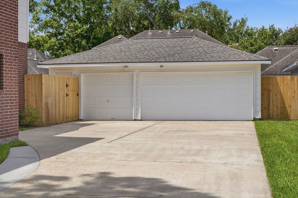 1309 Rachel Court, Pearland, TX 77581 1309 Rachel Court, Pearland, TX 77581