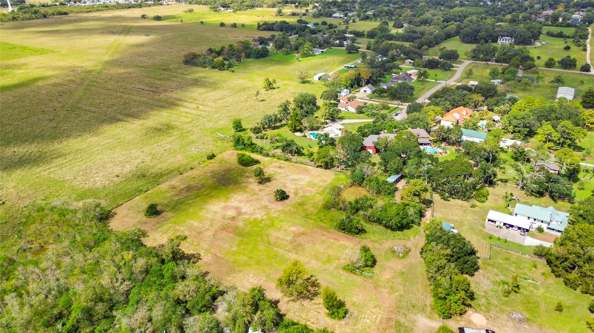 4003 Country Trails Street, Alvin, TX 77511 4003 Country Trails Street, Alvin, TX 77511