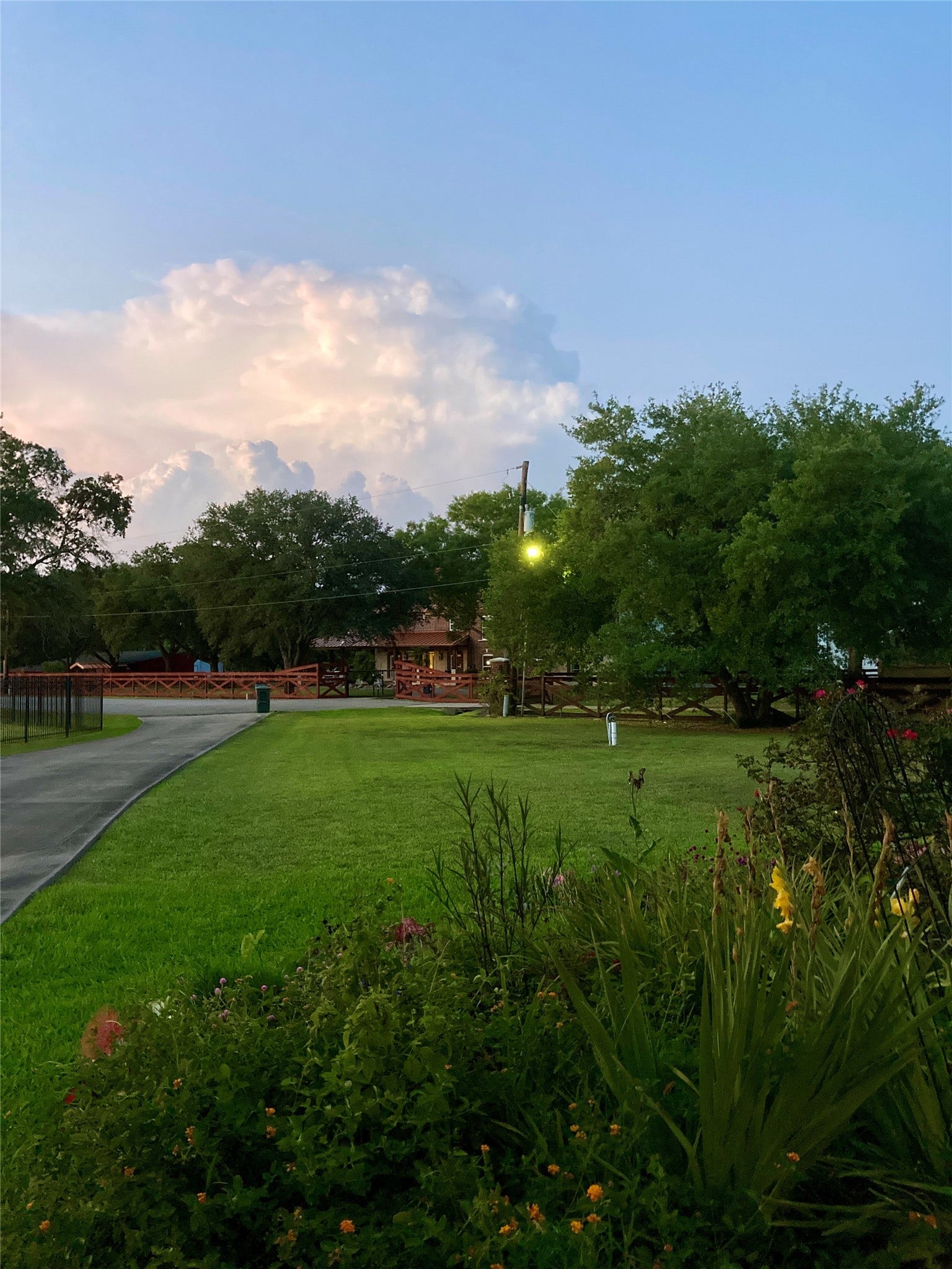 4003 Country Trails Street, Alvin, TX 77511 4003 Country Trails Street, Alvin, TX 77511