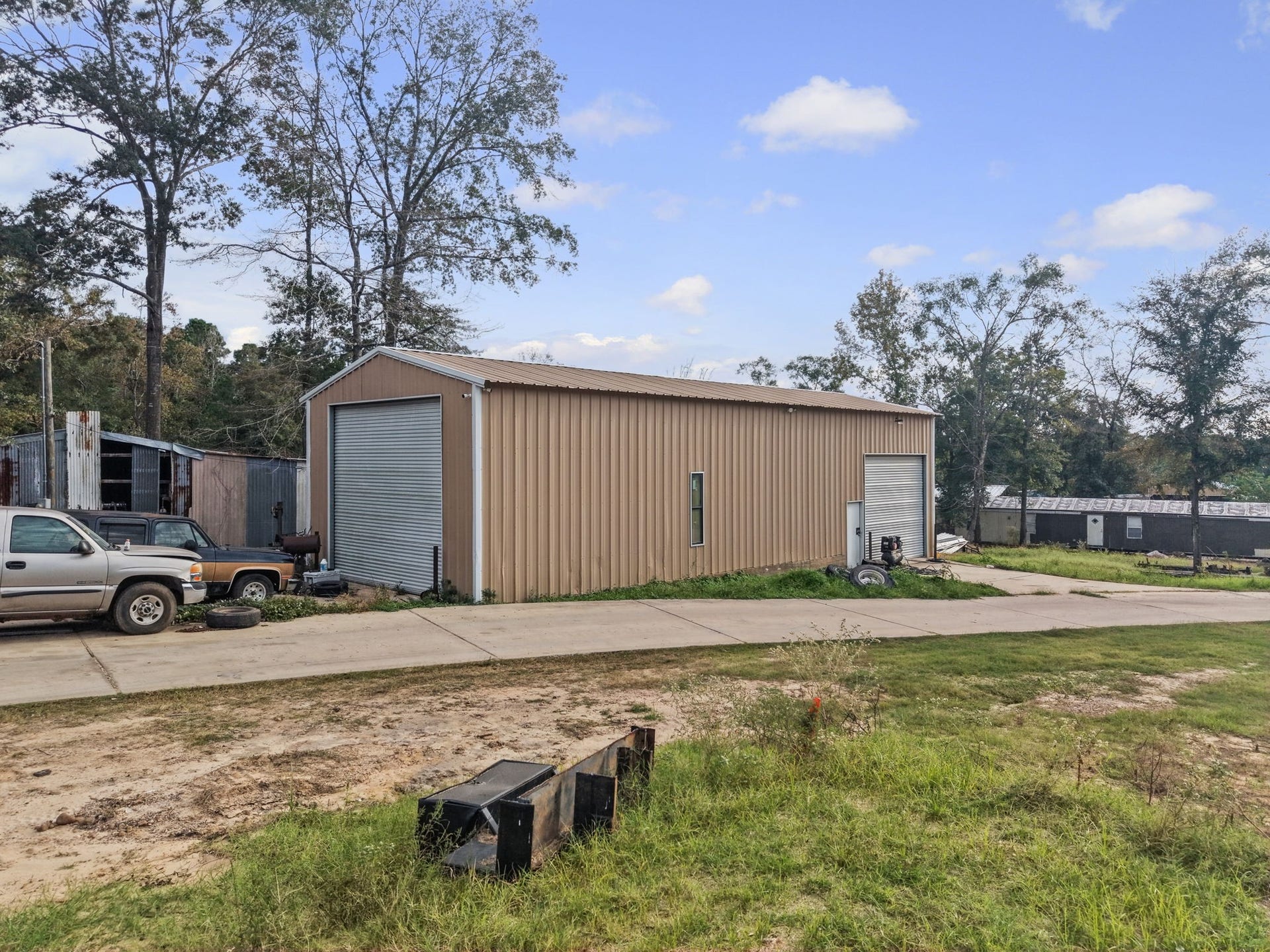 13819 Coaltown Road, Willis, TX 77378 13819 Coaltown Road, Willis, TX 77378