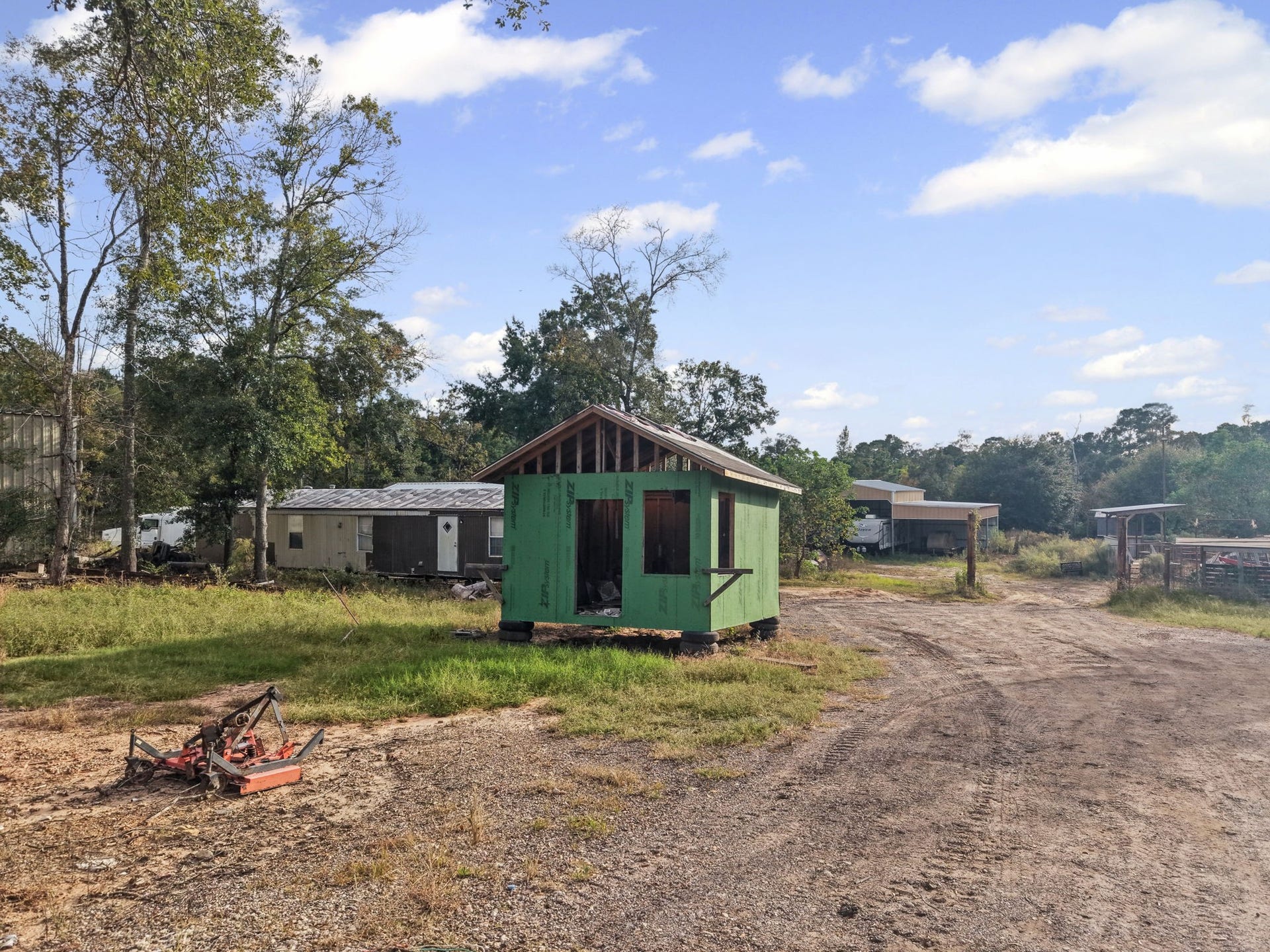 13819 Coaltown Road, Willis, TX 77378 13819 Coaltown Road, Willis, TX 77378