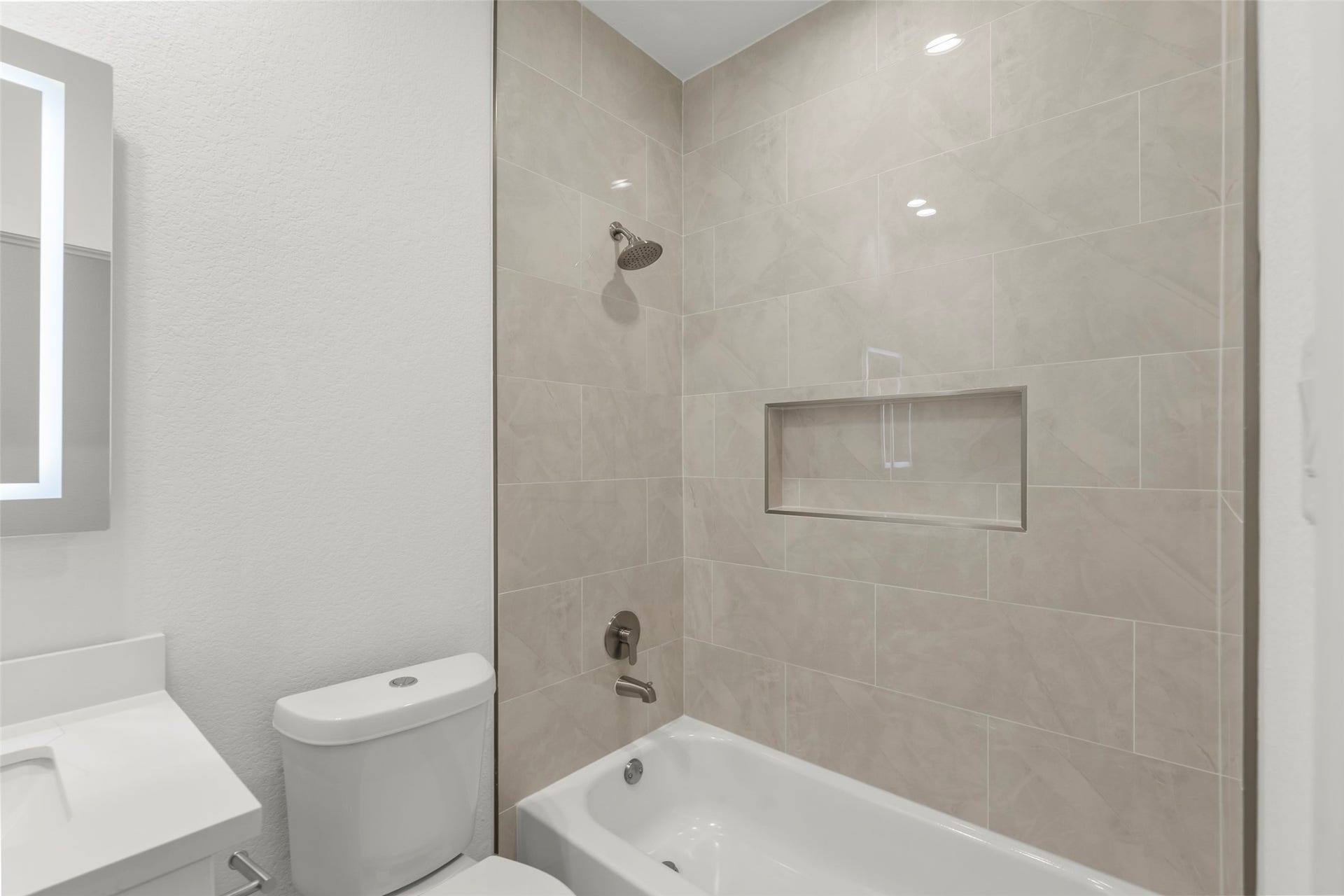 1477 Ferguson Way, Houston, TX 77088 Unit B