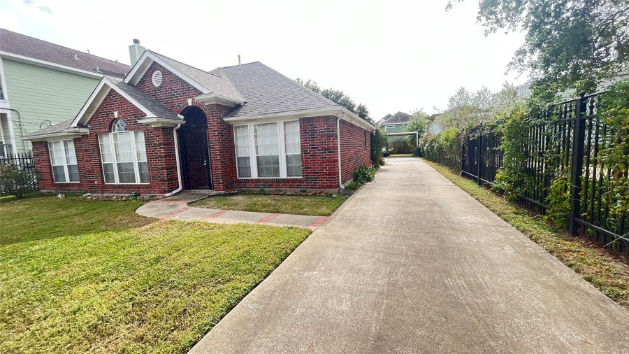 Property photo for 1522 24th Street, Houston, TX