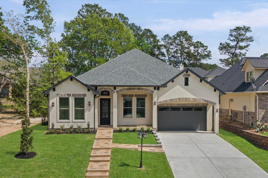 Property photo for 205 Blue Hill Drive, Montgomery, TX