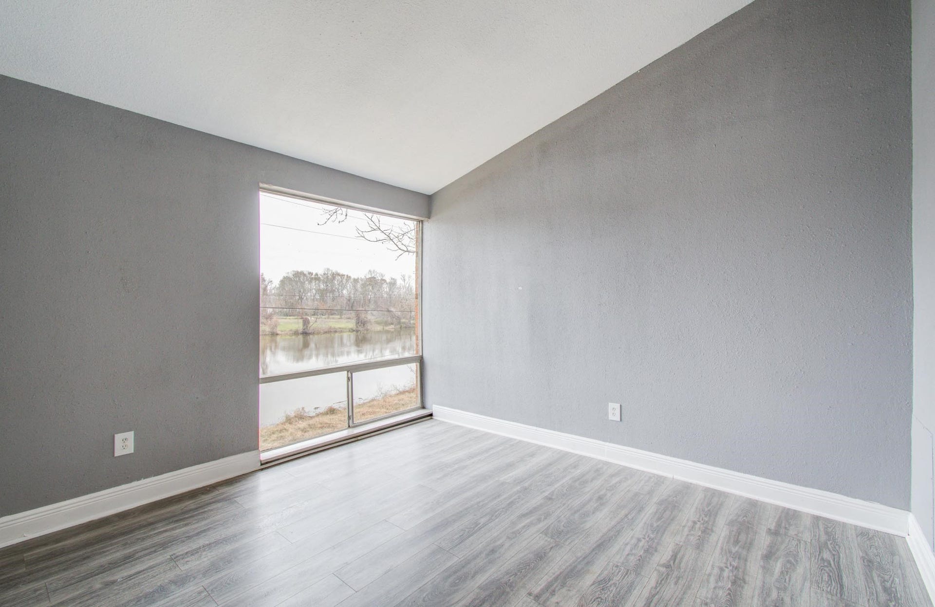 417 Brook Hollow Drive, Conroe, TX 77385 417 Brook Hollow Drive, Conroe, TX 77385