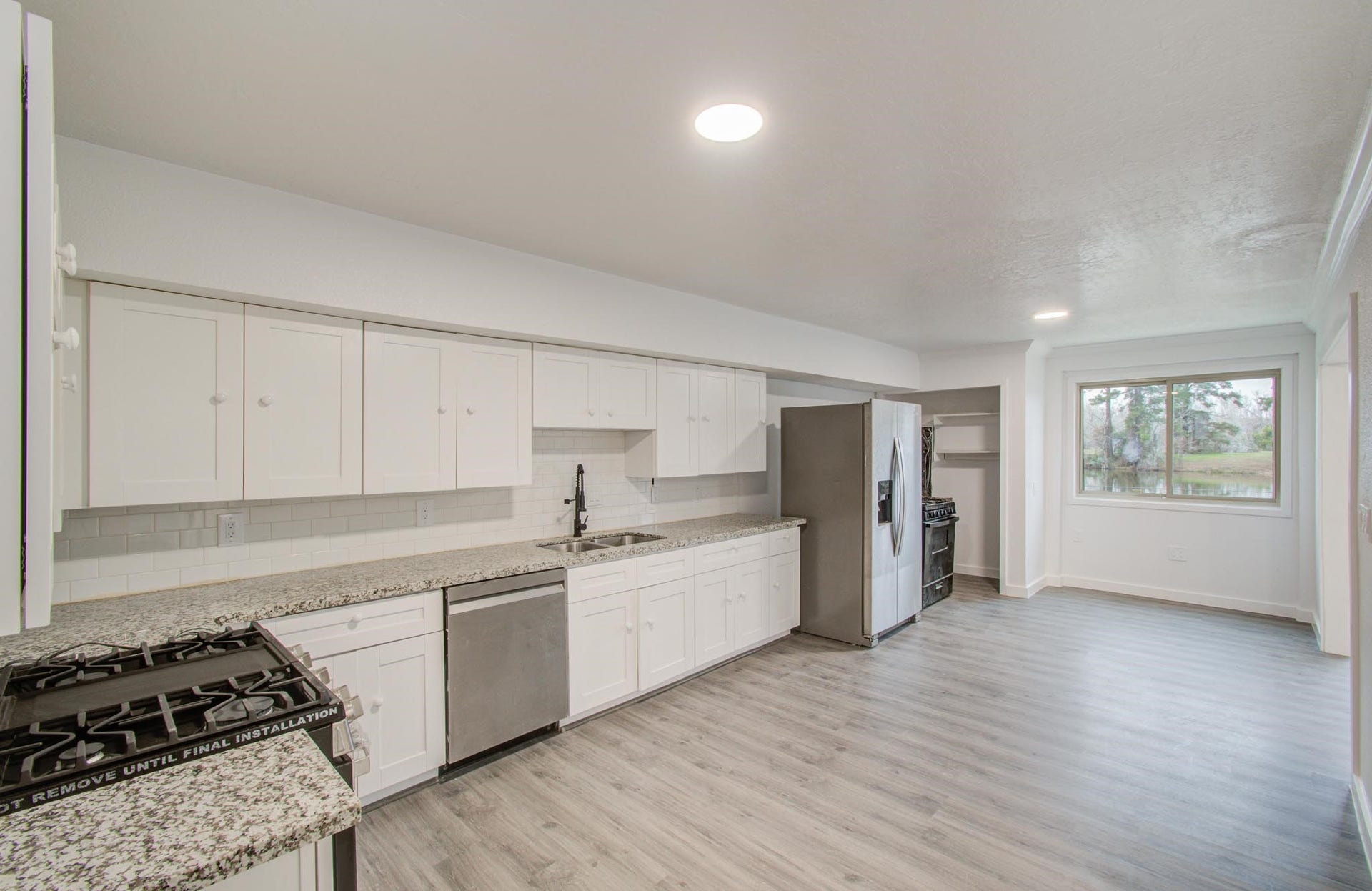 417 Brook Hollow Drive, Conroe, TX 77385 417 Brook Hollow Drive, Conroe, TX 77385