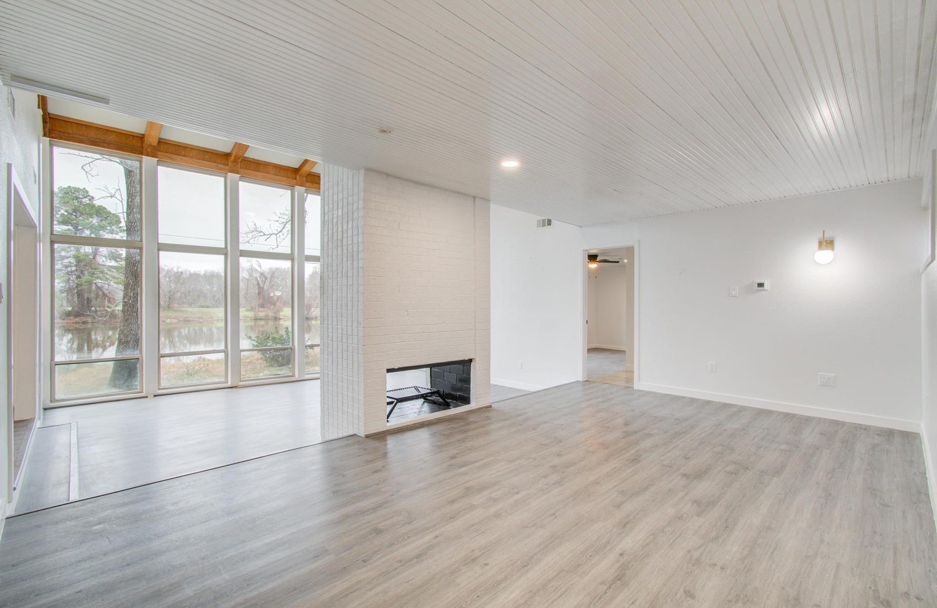 417 Brook Hollow Drive, Conroe, TX 77385 417 Brook Hollow Drive, Conroe, TX 77385