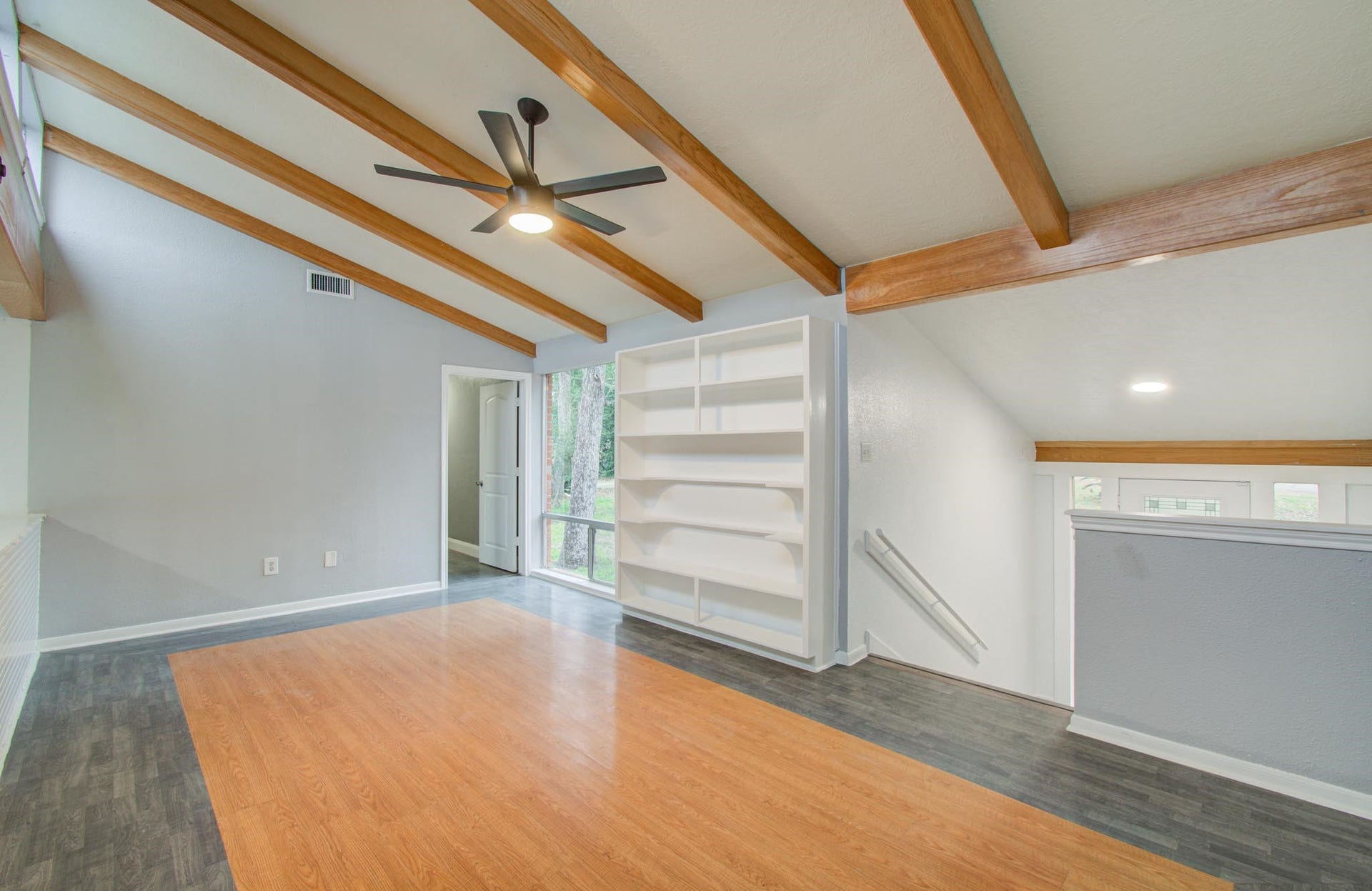 417 Brook Hollow Drive, Conroe, TX 77385 417 Brook Hollow Drive, Conroe, TX 77385