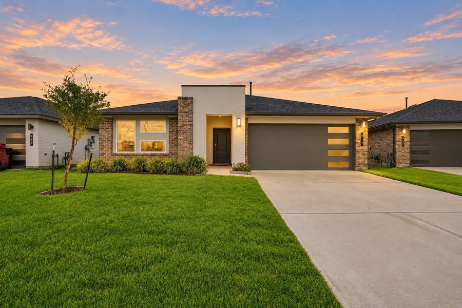 Property photo for 919 Tall Shire Court, Rosharon, TX