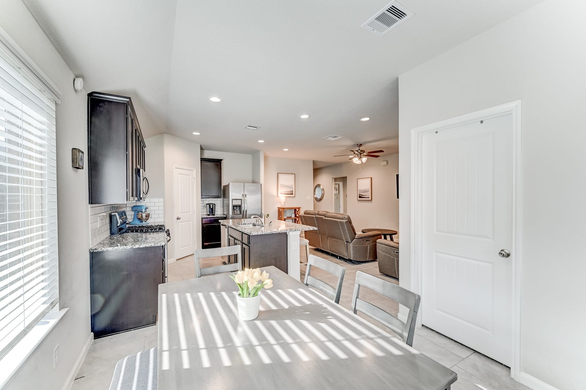 18306 Arcola Bay Lane, Richmond, TX 77407 Dining area open to kitchen