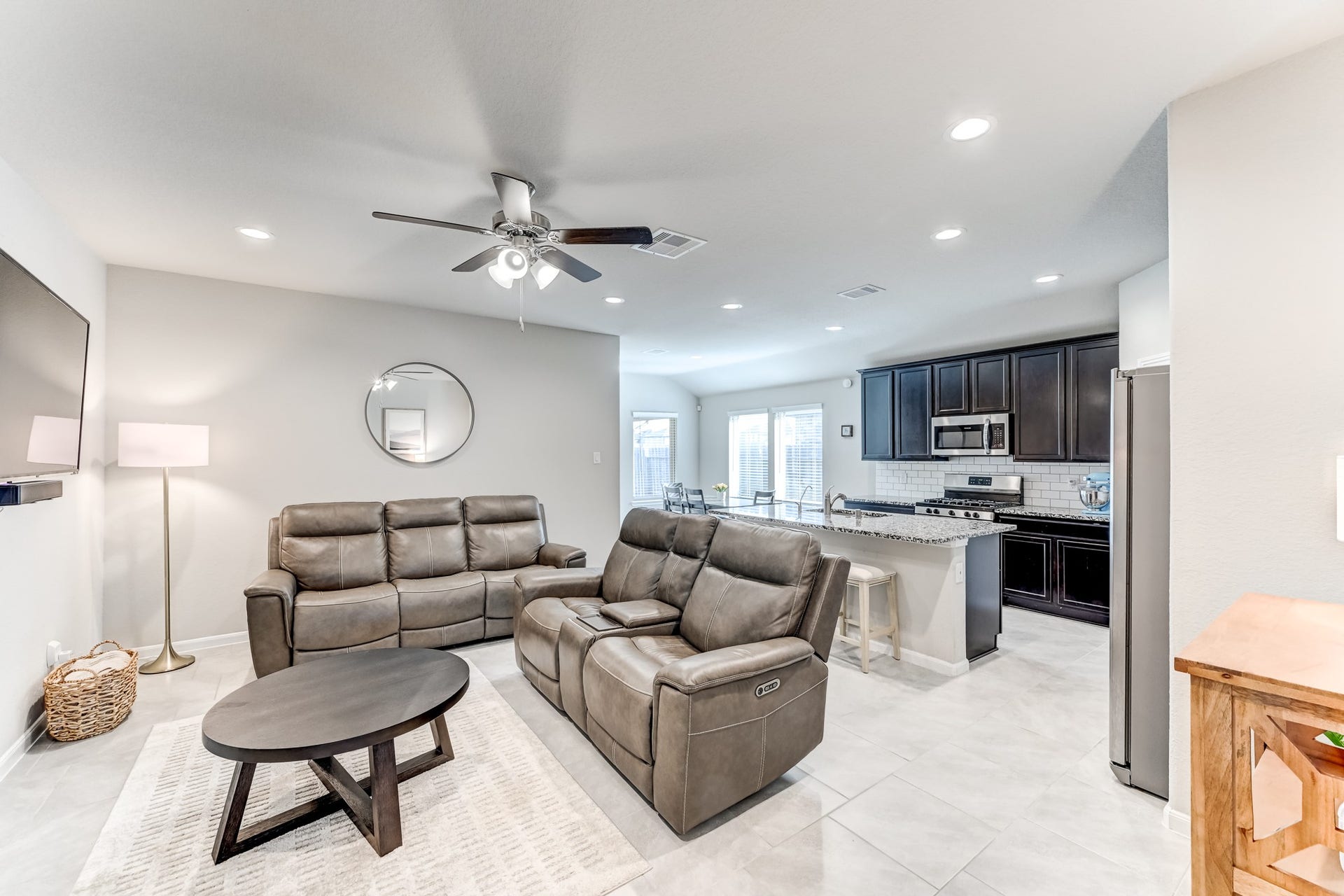 18306 Arcola Bay Lane, Richmond, TX 77407 Open concept living