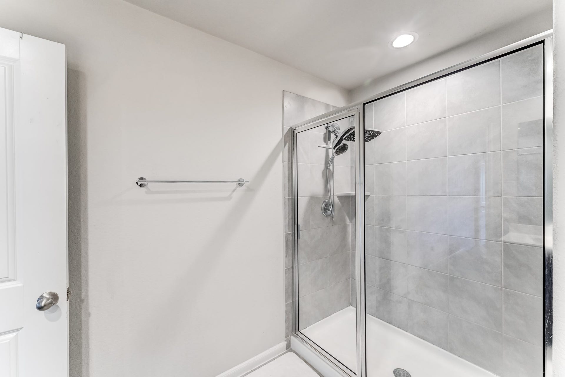 18306 Arcola Bay Lane, Richmond, TX 77407 Primary bathroom with walk in shower