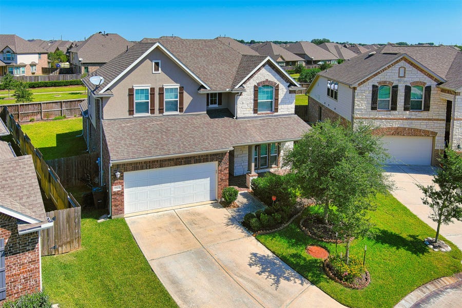 Property photo for 15506 Kensington Bluff Drive, Cypress, TX