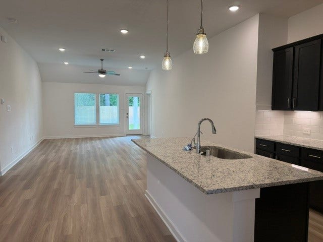985 Garden Path Drive, Willis, TX 77378 985 Garden Path Drive, Willis, TX 77378