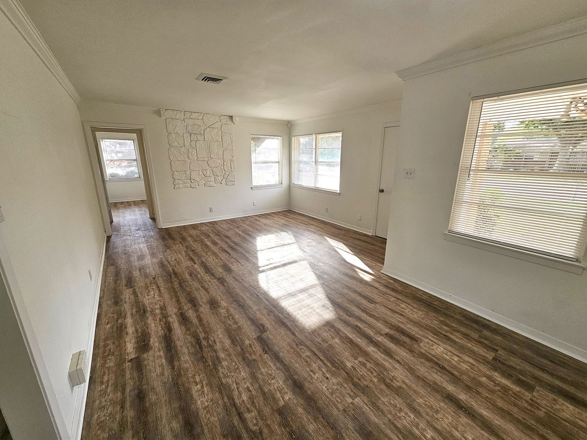 10007 Kittrell Street, Houston, TX 77034