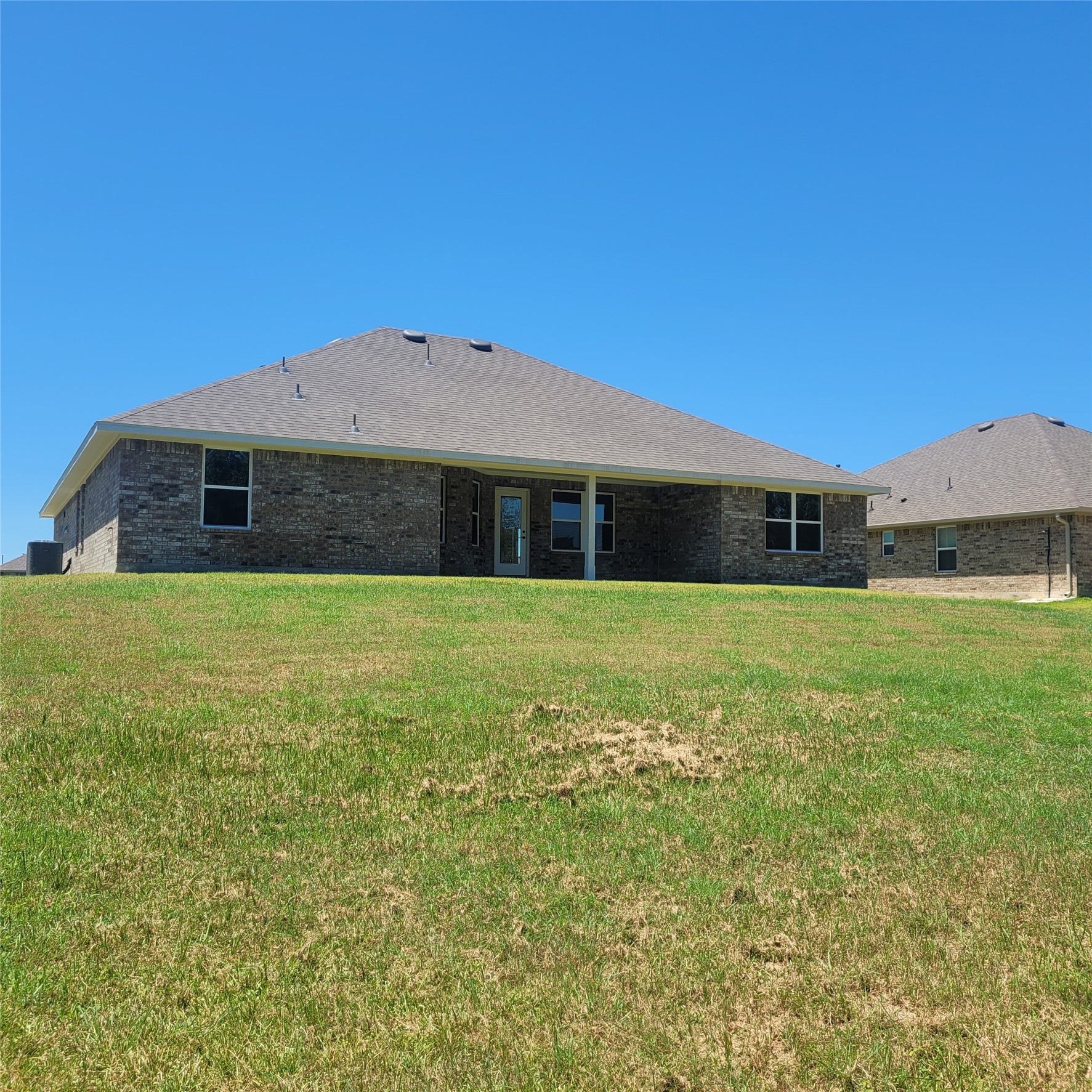 4415 Karam Landing, Dickinson, TX 77539 Huge back yard