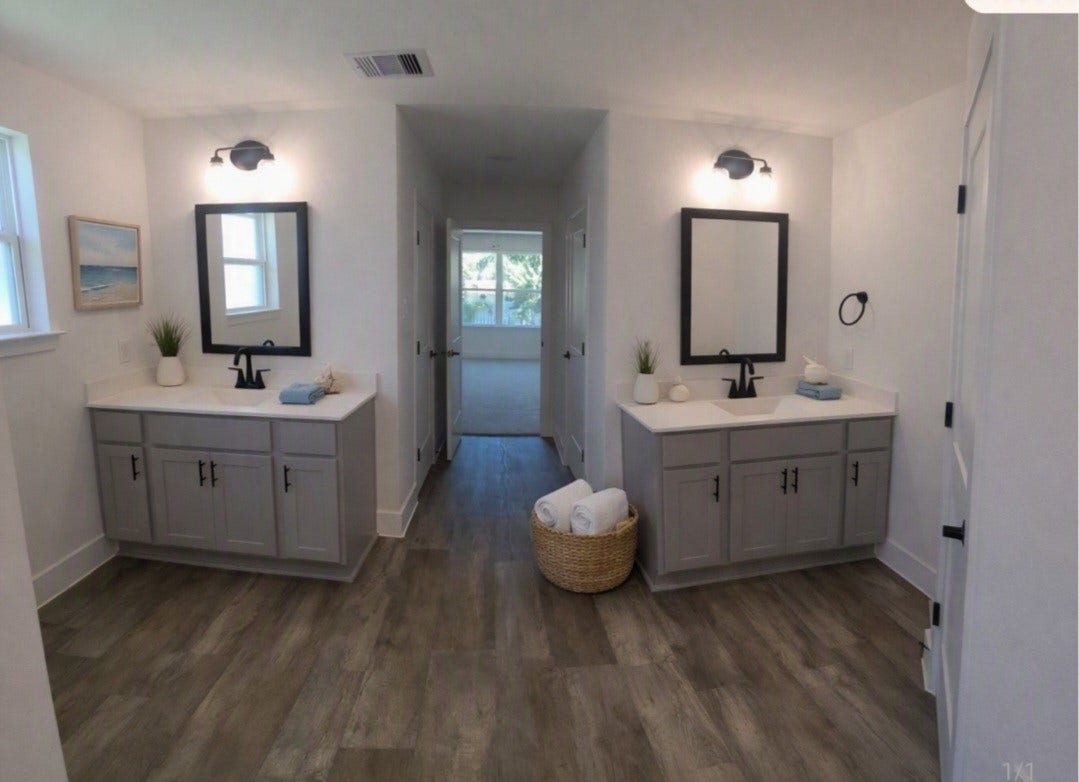 4415 Karam Landing, Dickinson, TX 77539 Dual Sinks in primary bath along with two large closets