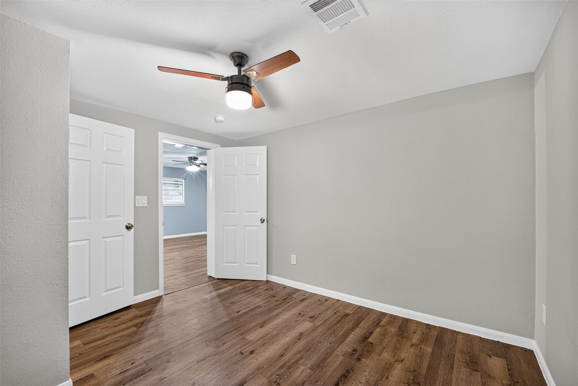 1211 Trimm Avenue, Pasadena, TX 77502 1211 Trimm Avenue, Pasadena, TX 77502