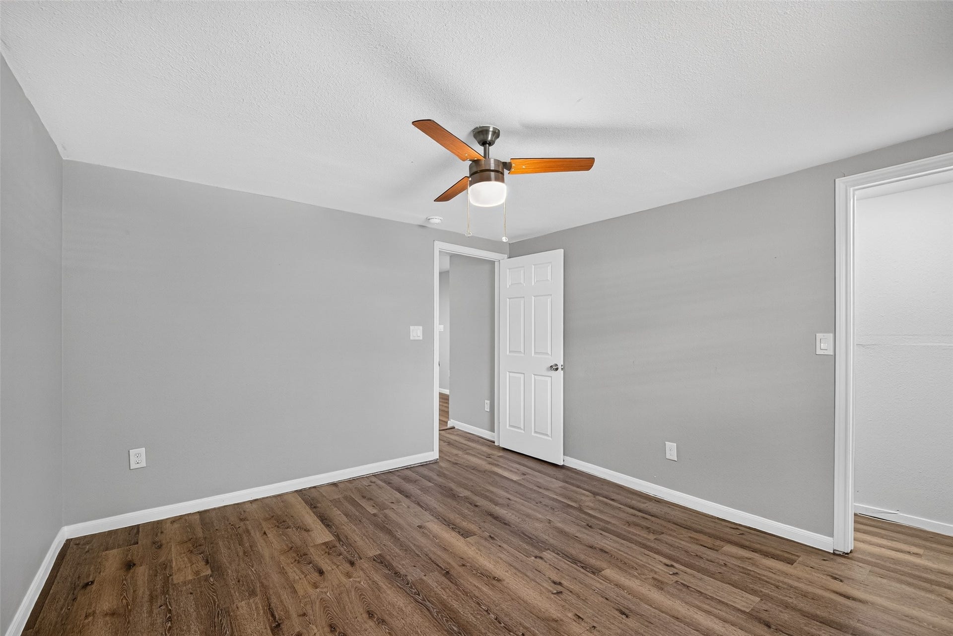 1211 Trimm Avenue, Pasadena, TX 77502 1211 Trimm Avenue, Pasadena, TX 77502