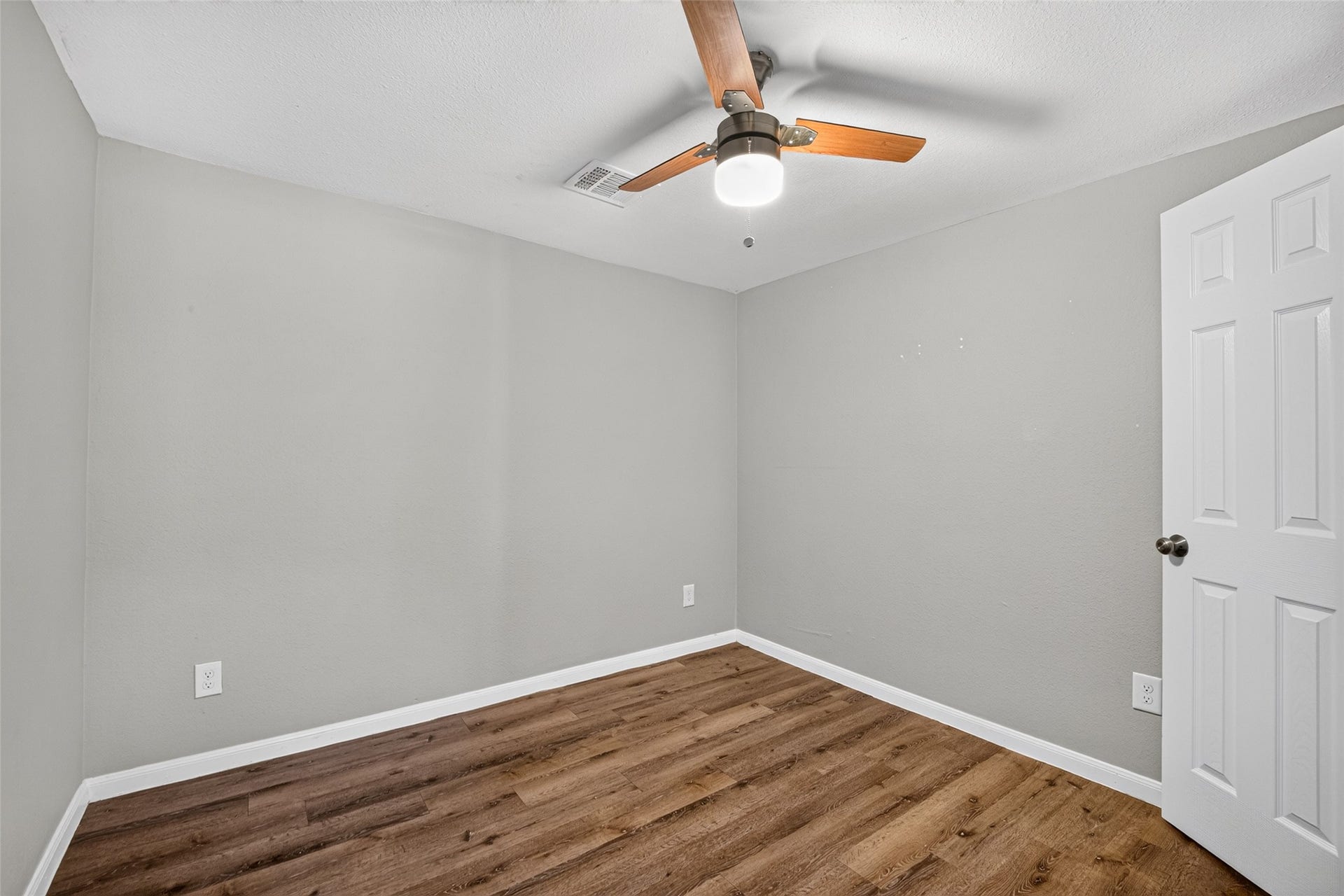 1211 Trimm Avenue, Pasadena, TX 77502 1211 Trimm Avenue, Pasadena, TX 77502