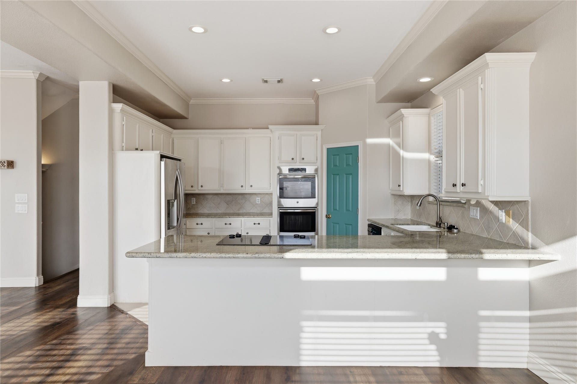 414 Westerly, Tiki Island, TX 77554 Kitchen