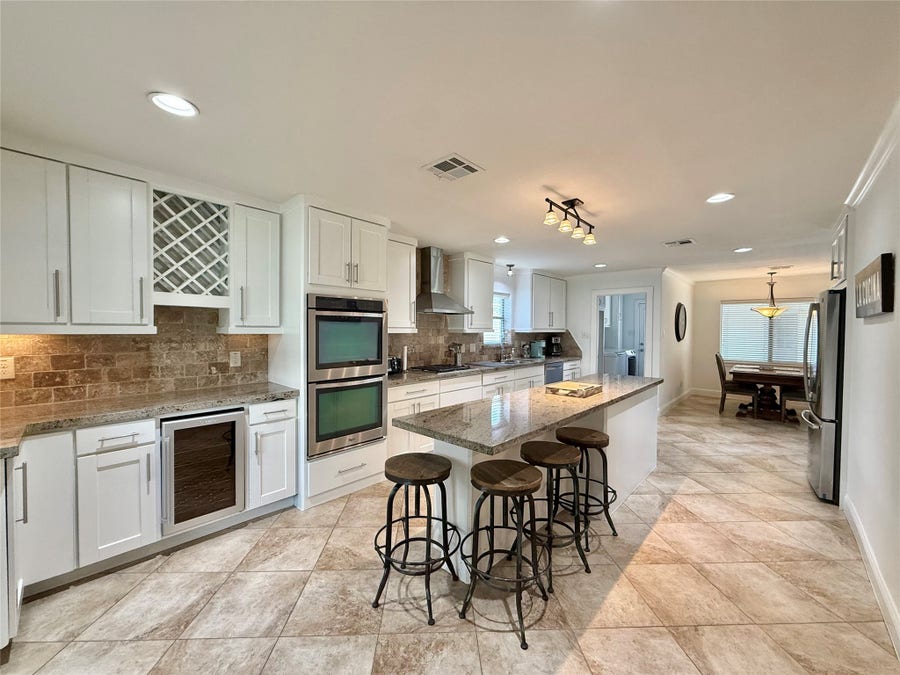 Property photo for 5454 Imogene Street, Houston, TX
