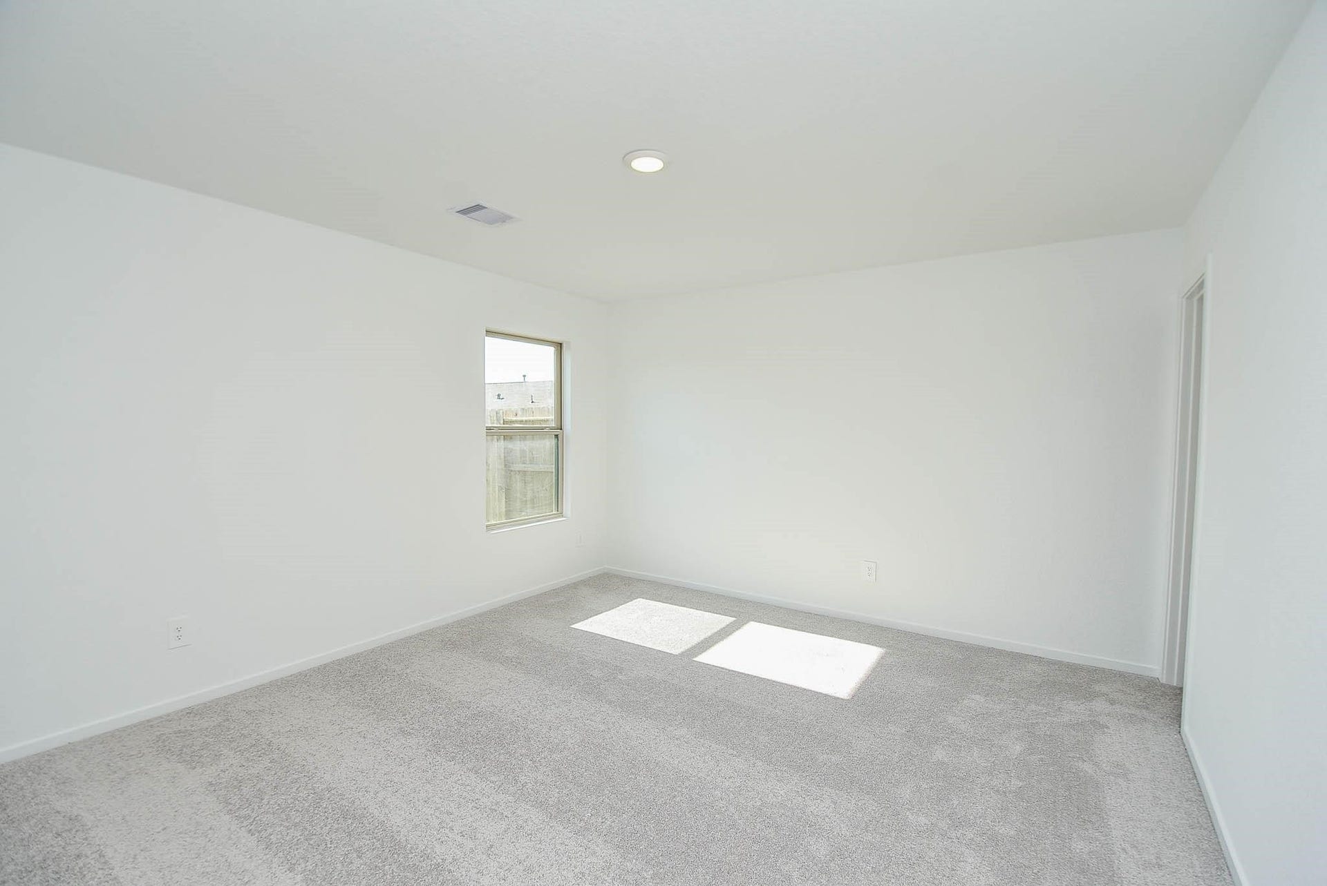 1542 San Sebastien Drive, Conroe, TX 77301 1542 San Sebastien Drive, Conroe, TX 77301