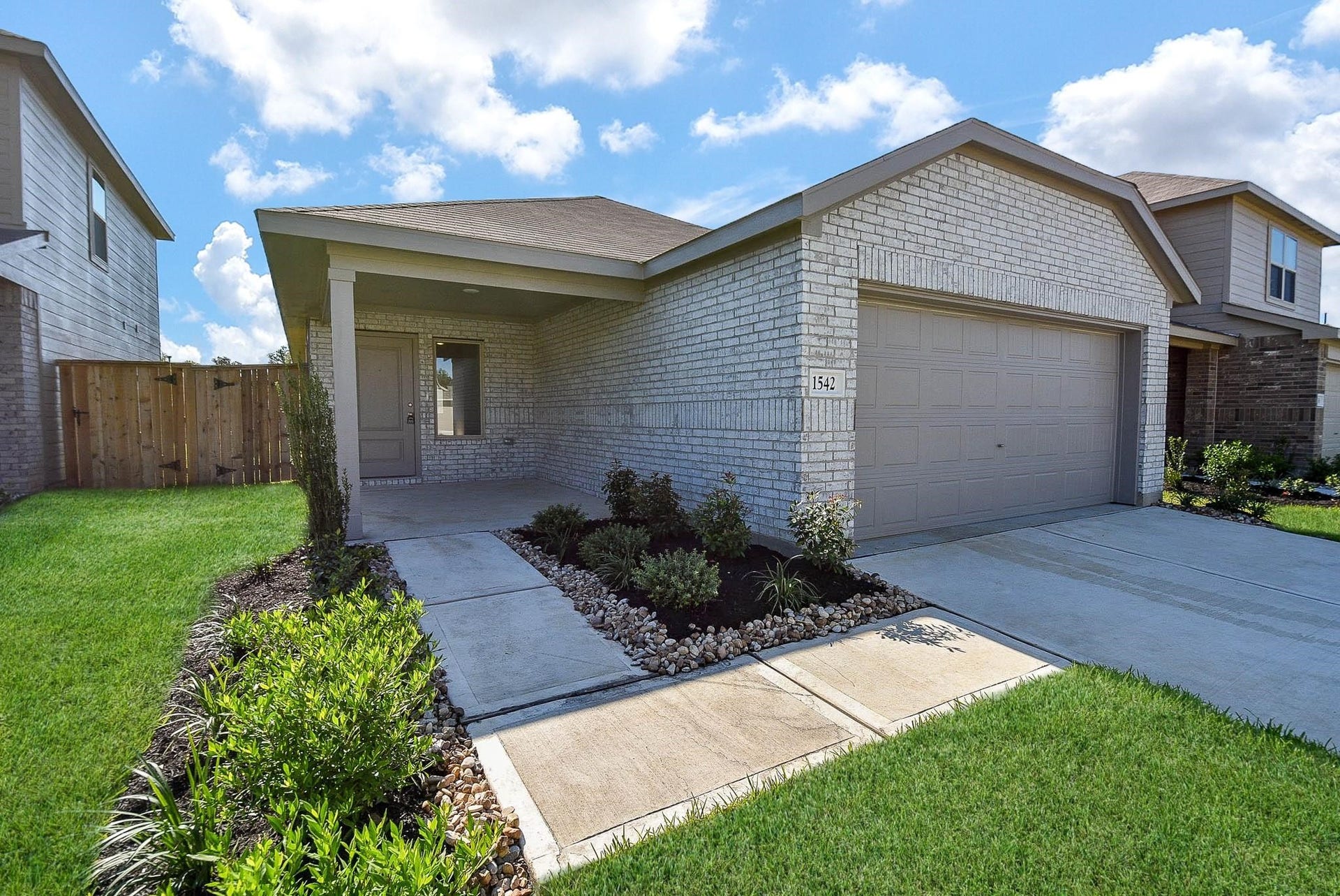 1542 San Sebastien Drive, Conroe, TX 77301 1542 San Sebastien Drive, Conroe, TX 77301