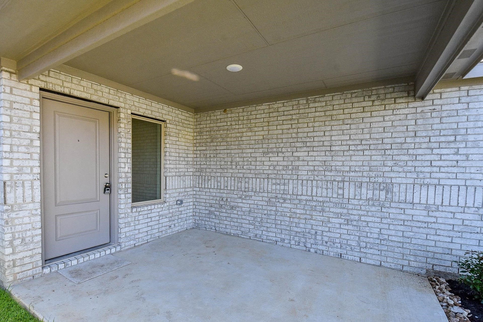 1542 San Sebastien Drive, Conroe, TX 77301 1542 San Sebastien Drive, Conroe, TX 77301