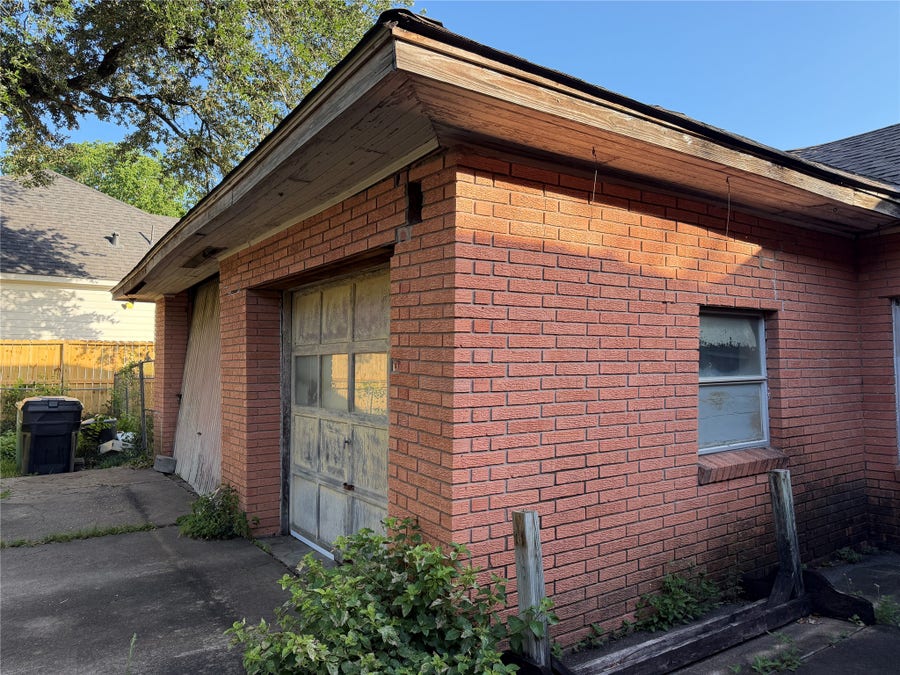 Property photo for 4537 Teton Street, Houston, TX