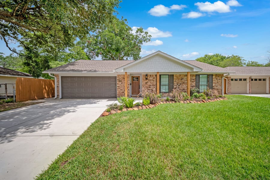 Property photo for 1109 Warren Street, Deer Park, TX