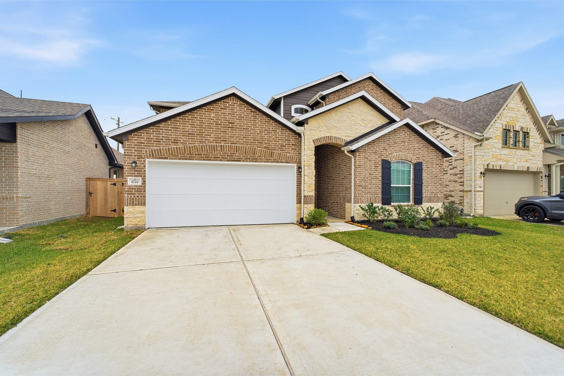 1722 Navigation Lane, Angleton, TX 77515