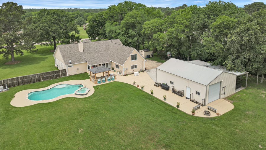 Property photo for 13514 Jbk Memorial Drive, Willis, TX